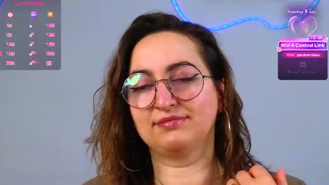 Snapshot of teasemilf chatting on 07.20.26 Lady Oudrey online show from 07.20.26