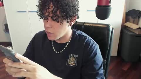 Snapshot of tedhmicro25 chatting on 10.19.25 tedhmicro25 online show from 10.19.25