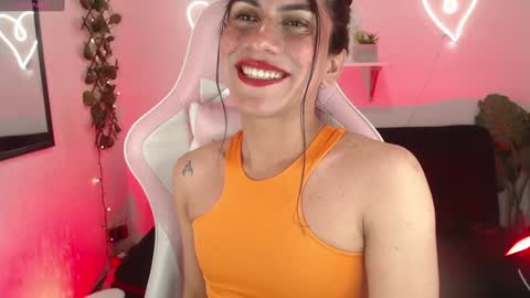 Snapshot of tefy_bratz chatting on 01.11.25 tefy_bratz online show from 01.11.25