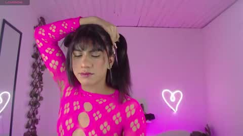 Snapshot of tefy_bratz chatting on 02.13.25 tefy_bratz online show from 02.13.25