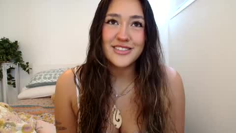 Telea Evans online show from 12.12.24