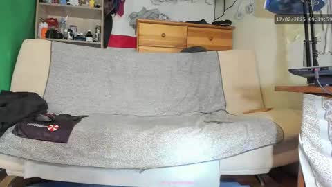 Virg Lszl online show from 02.17.25