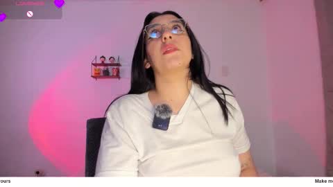 Snapshot of tellme_maddie chatting on 02.23.26 Maddie online show from 02.23.26