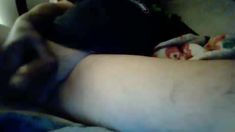 Snapshot of temp202112 chatting on 11.19.25 temp202112 online show from 11.19.25