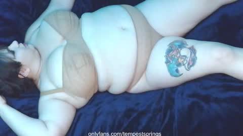 Snapshot of tempestsprings chatting on 12.02.25 Tempest Springs online show from 12.02.25