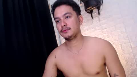 Snapshot of tempting_jon chatting on 11.09.25 tempting_jon online show from 11.09.25