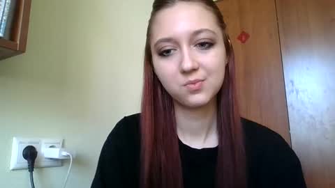 Snapshot of temptingvision chatting on 03.09.25 temptingvision online show from 03.09.25