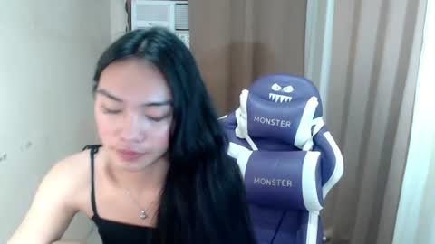 YOGIRL MAXINE online show from 06.12.26