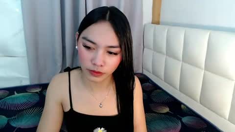 YOGIRL MAXINE online show from 06.30.26
