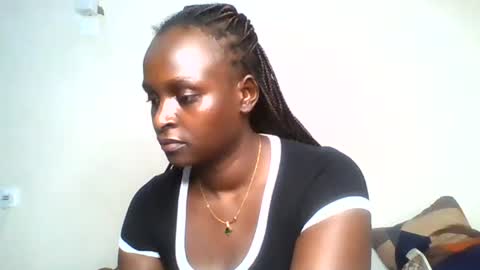 Snapshot of temptress69_tori chatting on 06.25.26 Tori online show from 06.25.26