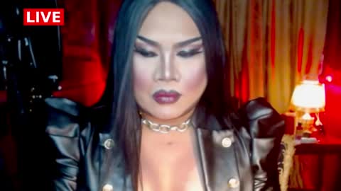 Snapshot of temptress_cocoxxx chatting on 04.27.26 Mistress Coco online show from 04.27.26