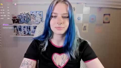 Snapshot of tender__kitty chatting on 10.10.25 Sue online show from 10.10.25