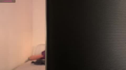 Snapshot of tender_babyy chatting on 09.11.25 Sexy girl Li online show from 09.11.25