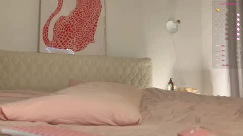 Snapshot of tenderiris chatting on 09.23.25 tenderiris online show from 09.23.25