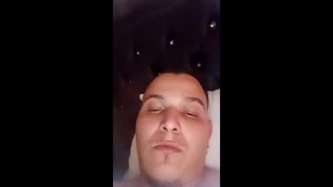 Snapshot of tentacionsi chatting on 03.29.26 tentacionsi online show from 03.29.26