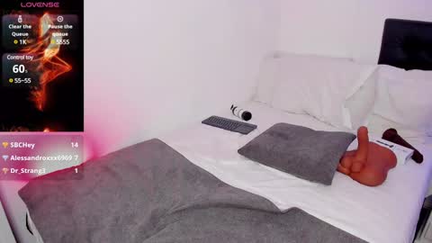 Teo Ferrer online show from 01.21.25