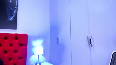 Snapshot of teresa_moon chatting on 01.19.25  TERESA  Give me a good rating if you enjoy my show  online show from 01.19.25