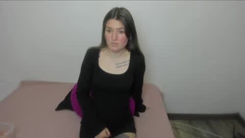 Snapshot of tesa_cute chatting on 05.12.26 tesa online show from 05.12.26