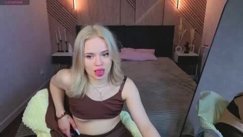 Tessa online show from 05.25.26