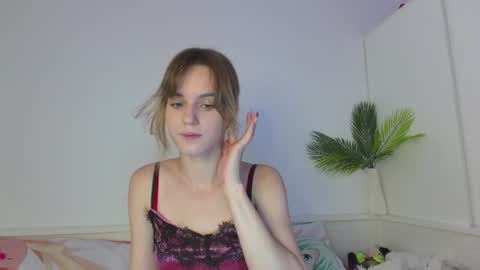 tessa_shy_ online show from 06.30.26