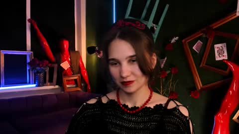 Tessa online show from 11.12.25