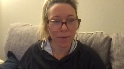 Snapshot of texas_blonde chatting on 04.30.26 Daphne Summers online show from 04.30.26