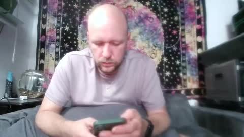 Snapshot of teyiamarie chatting on 09.29.25 ThicThighsBlueEyes online show from 09.29.25