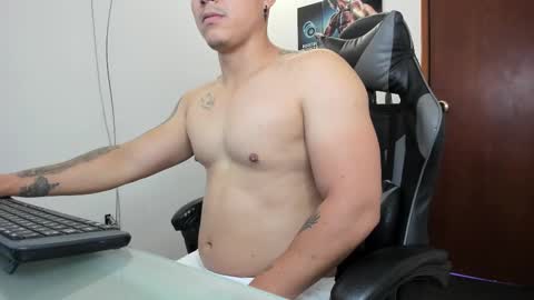 Teylor Fel online show from 03.04.25