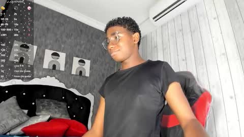 teylor_lovee online show from 03.08.26