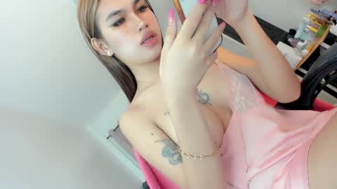 Snapshot of tgirl_luna69 chatting on 09.24.25 Luna online show from 09.24.25