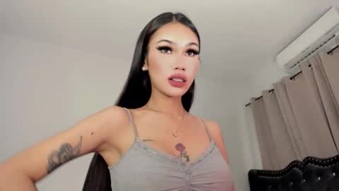 Snapshot of tgirl_luna69 chatting on 05.30.26 Luna online show from 05.30.26