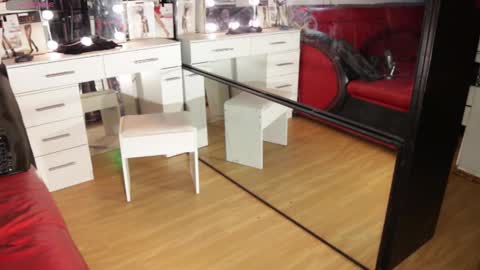 tgirlbelinda online show from 12.20.25