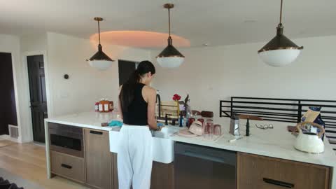 babygirlmami online show from 04.22.26