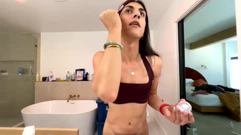 babygirlmami online show from 04.24.26