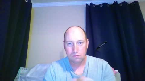 Snapshot of th372019 chatting on 10.24.25 country cock 2020 online show from 10.24.25