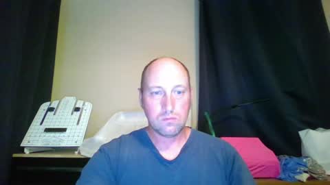 Snapshot of th372019 chatting on 06.19.26 country cock 2020 online show from 06.19.26