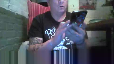 Snapshot of thaiger9000 chatting on 12.21.25 Amfe9000 online show from 12.21.25