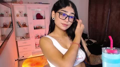 thalia  online show from 09.15.25