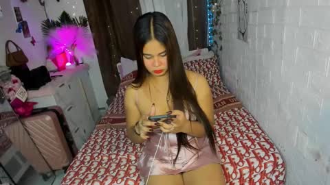 Snapshot of thalia_houston69 chatting on 03.06.25 Ms. Thalia online show from 03.06.25