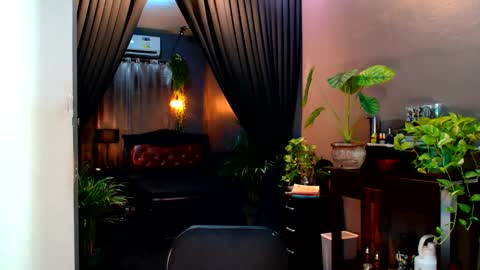 Snapshot of thalia_saint chatting on 03.06.25 Thalia Saint online show from 03.06.25