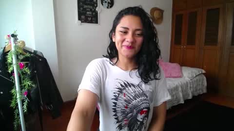    online show from 03.06.25