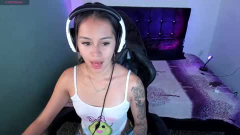 Snapshot of thamara_l11 chatting on 01.11.25 Dany online show from 01.11.25