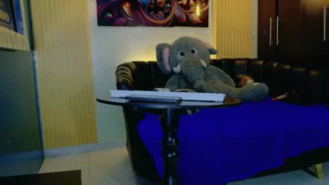 thamara_roberts online show from 07.24.26