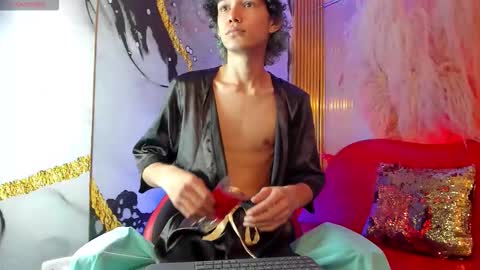 thanier_18 online show from 03.08.26