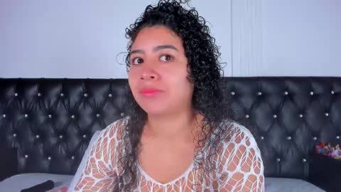 thara webstter online show from 09.20.25