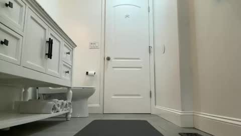 thatoneblondee online show from 10.22.25