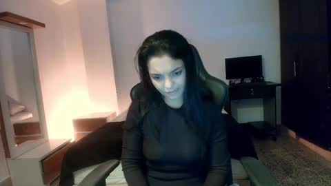 Paola online show from 05.21.26