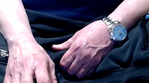 Snapshot of the1pocketrocket chatting on 02.14.25 the1pocketrocket online show from 02.14.25