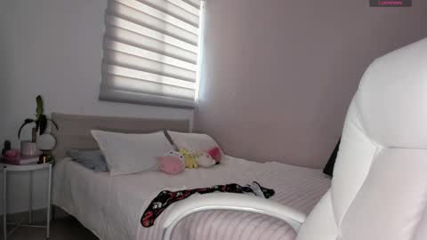 Snapshot of the__power__girls chatting on 09.24.25 nina mirley online show from 09.24.25