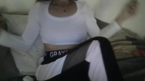 the crazy travellers online show from 11.15.25